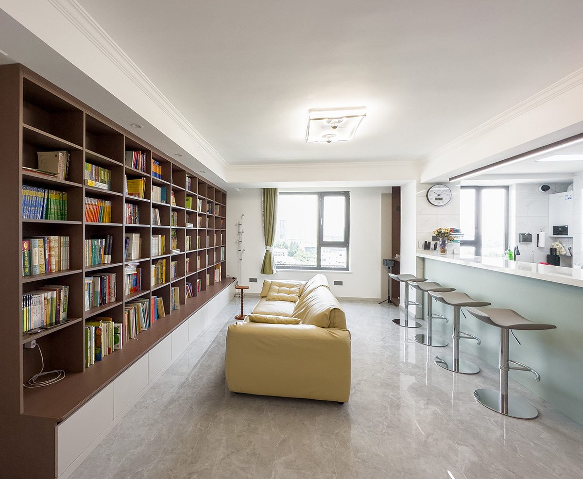 書香與咖啡香交織，現(xiàn)代風(fēng)雅居大公開